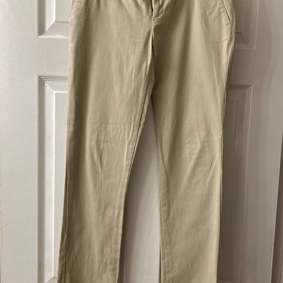 Zara Women's Khaki Chinos - Picture 1 of 2